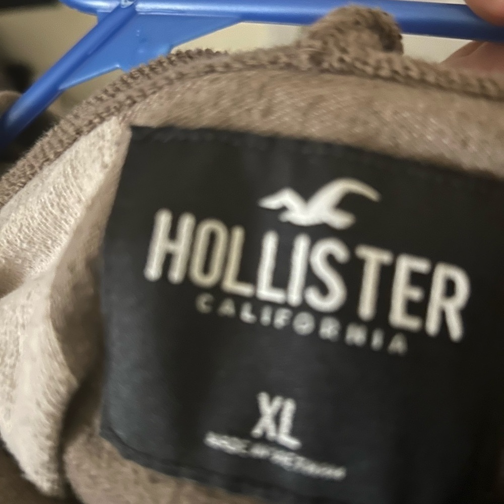 Hollister Brown Plaid Men's Sweater - Picture 4 of 12